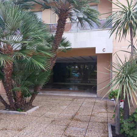 Appartement Rez-De-Jardin Grand Studio à Cros-de-Cagnes Extérieur photo